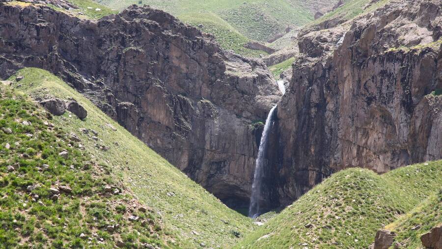 Khor Waterfall 